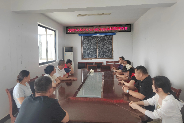 校社联动，共筑暑期防溺水防线