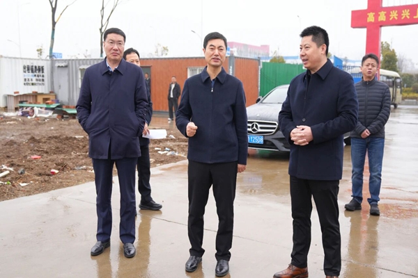 阚绪瑞调研企业复工复产和项目建设工作