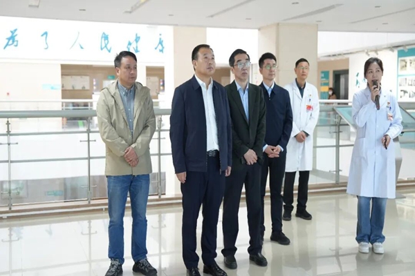 张秀山调研综合医改工作