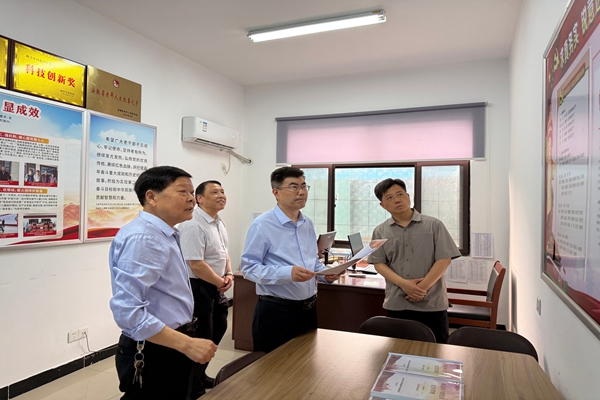 省委老干部局调研组来天长市调研指导老干部工作