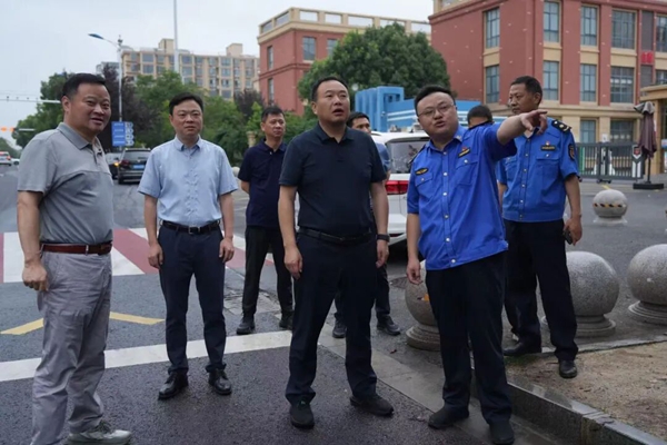 张秀山调研督导台风“巴威”防范应对工作