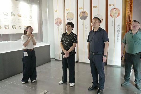 滁州市人大常委会来我市开展《历史文化名城保护条例》执法检查