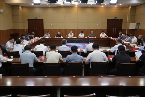 市委理论学习中心组学习会议召开